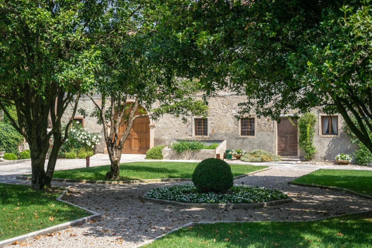 Villa Dafne Valpolicella B&B Adults Only, No Smoking, No Pets Сант'Амброджо-ді-Вальполічелла Екстер'єр фото